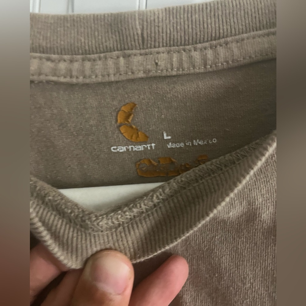 Carhartt tee - Picture 2 of 3